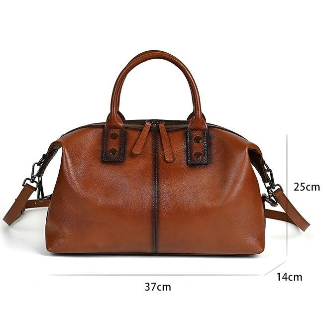 interior lining and compartments of Vivienne retro tote bag
